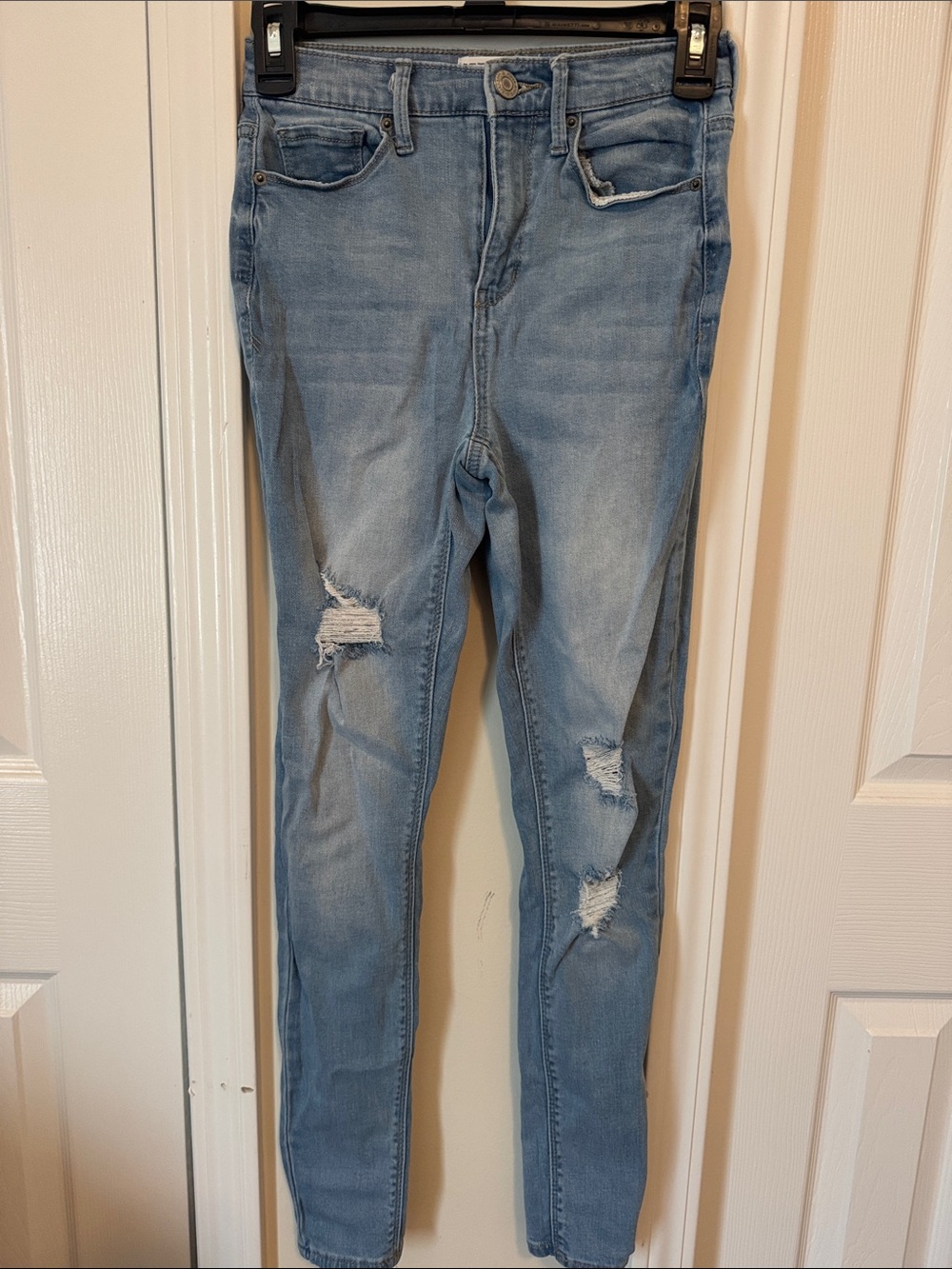 Mudd Light Blue Skinny Jeans with Knee Distress